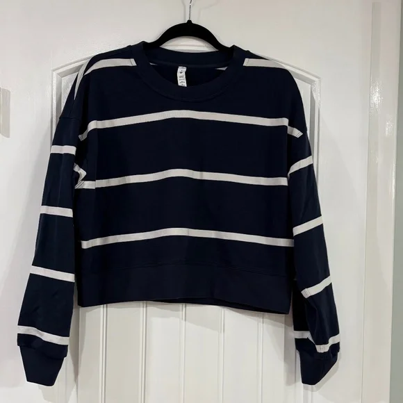 Lululemon Perfectly Oversized Cropped Crew *Stripe Boundless Stripe True Navy An - Picture 5 of 9